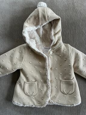 Mayoral Newborn Baby Girl Hooded Knit Jacket 12M Tan Gold Sherpa Lined Pom